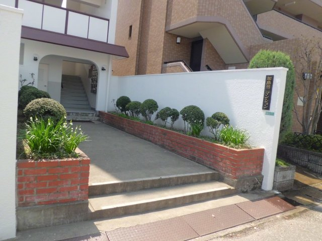 加島第２マンションのエントランス|落ち着いたエントランスです