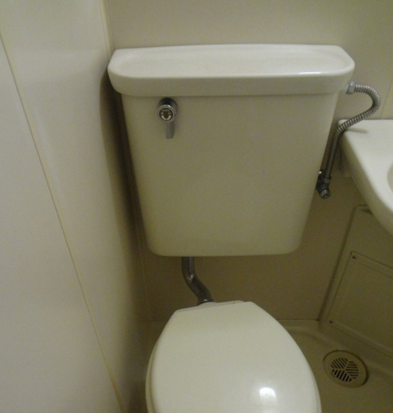 メゾンアルブル相模原のトイレ