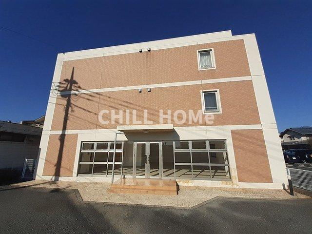 カーサ・ドマーニのエントランス|当社、チルホームのHPもご覧ください(^^)/物件情報多数♪