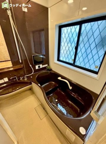 川口市赤井3丁目　中古一戸建ての浴室