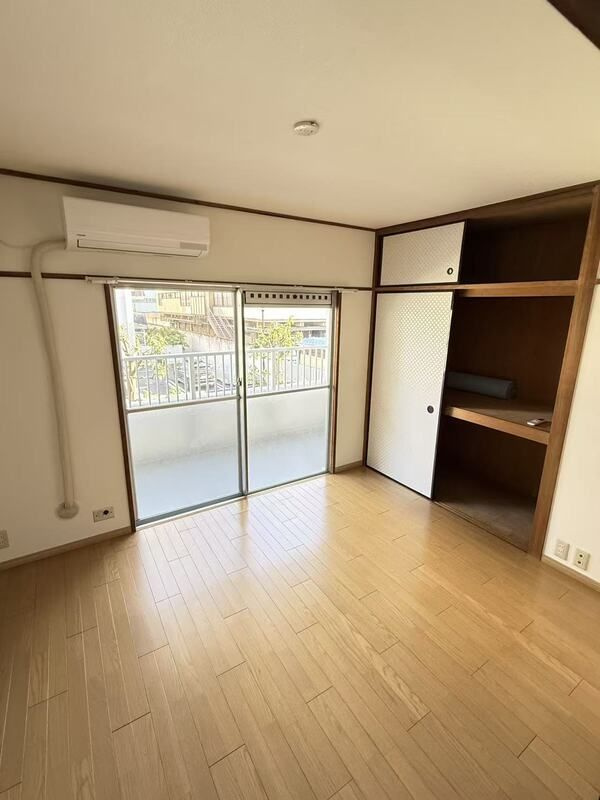 東陽町ハイホーム　A棟の居間・リビング