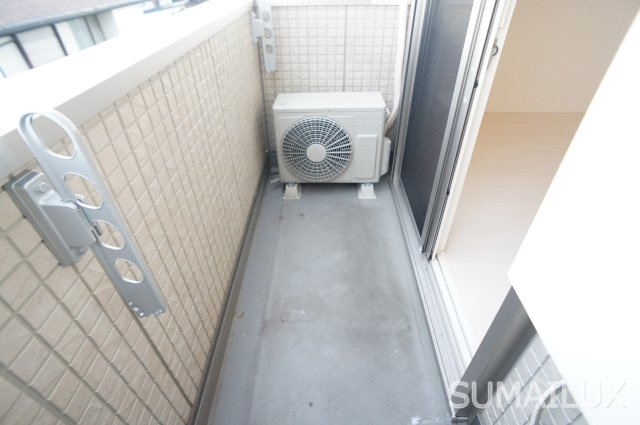 熊本市南区近見１丁目のアパートのバルコニー