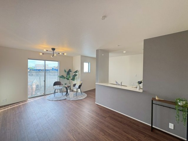 ■■うるま市高江洲-2号棟（全3棟）の収納|※参考写真※