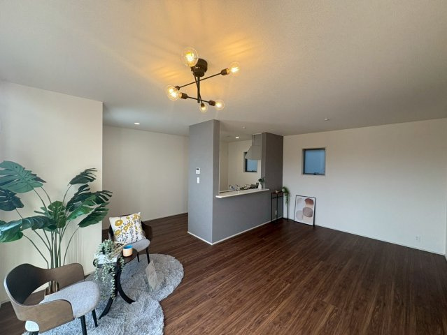 ■■うるま市高江洲-2号棟（全3棟）の内装|※参考写真※