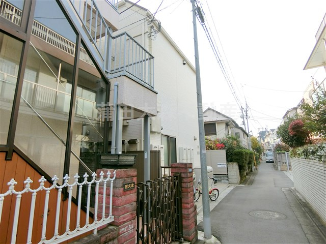 グラシア蒲田の周辺