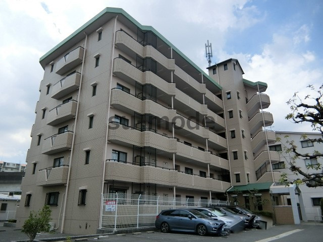 プランドール南茨木の外観