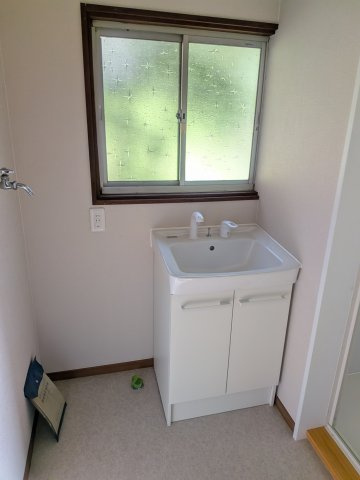 三の宮2丁目貸家（東）の洗面所