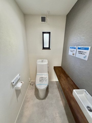 【トイレ】 | 中新田リノベーション中古戸建 | 2Fトイレ