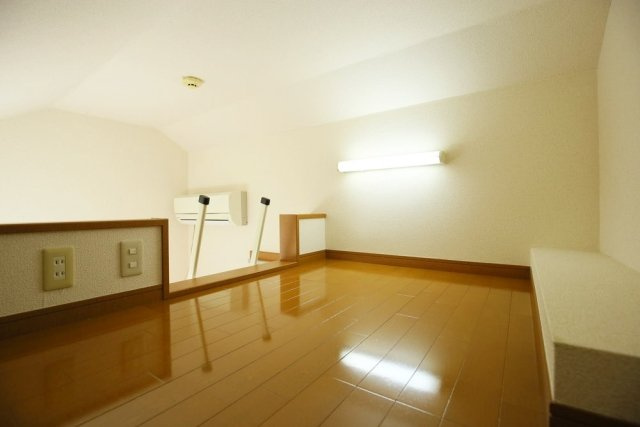 新宿区高田馬場３丁目のアパートの寝室