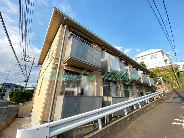 藤沢市円行のアパート