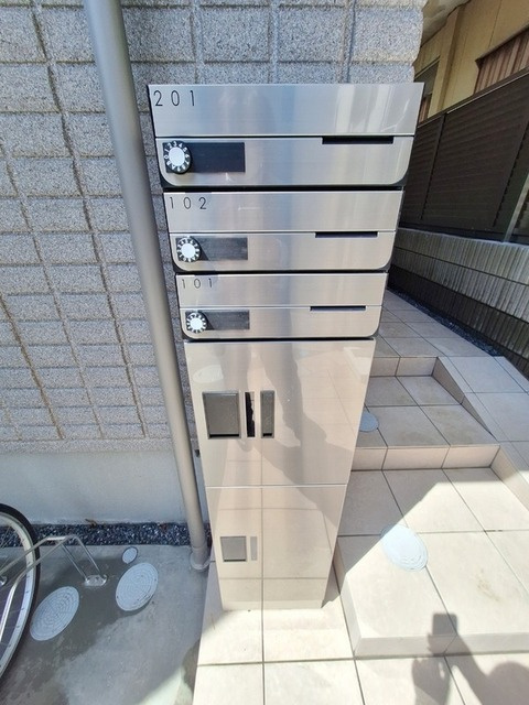 リトルハウスのその他共用部分|★メールBOX★宅配BOX★
