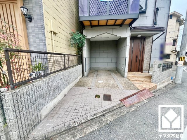 伏見区桃山町丹下の駐車場