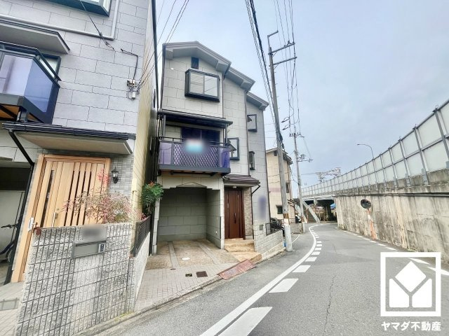 伏見区桃山町丹下の外観