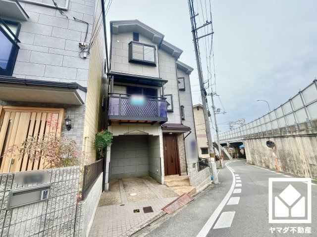 伏見区桃山町丹下の外観