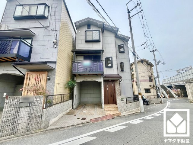 伏見区桃山町丹下の玄関