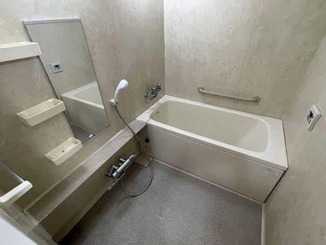 コアマンションネクステージ古城堀端公園の浴室|自動お湯張り機能付き