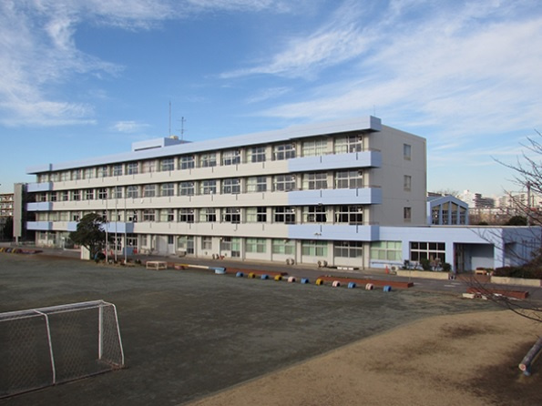 千葉市美浜区磯辺3丁目の周辺|磯辺小学校