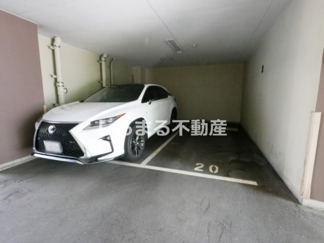 KDXレジデンス難波南の駐車場