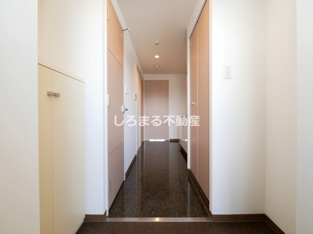 KDXレジデンス難波南の玄関