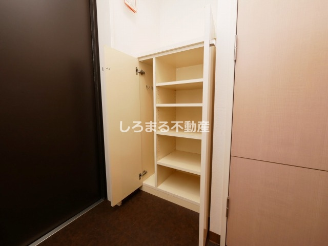 KDXレジデンス難波南の収納