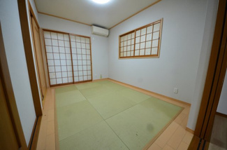 【和室】 | 上花山坂尻