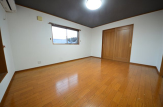 【洋室】 | 上花山坂尻