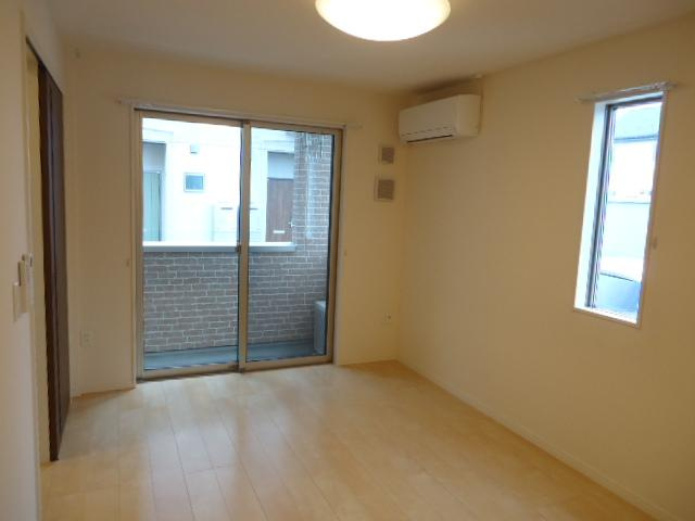 グラース・ドゥ・シエルNの内装|リビング