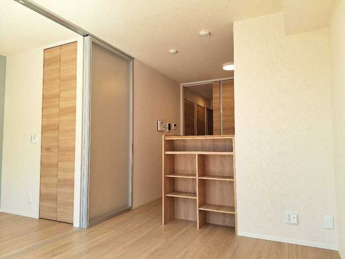 エバーグリーンの居間・リビング