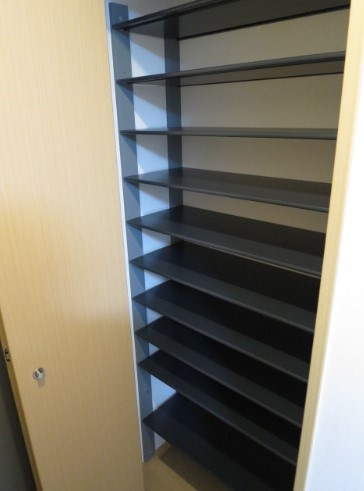 パレ・グリフォンの玄関