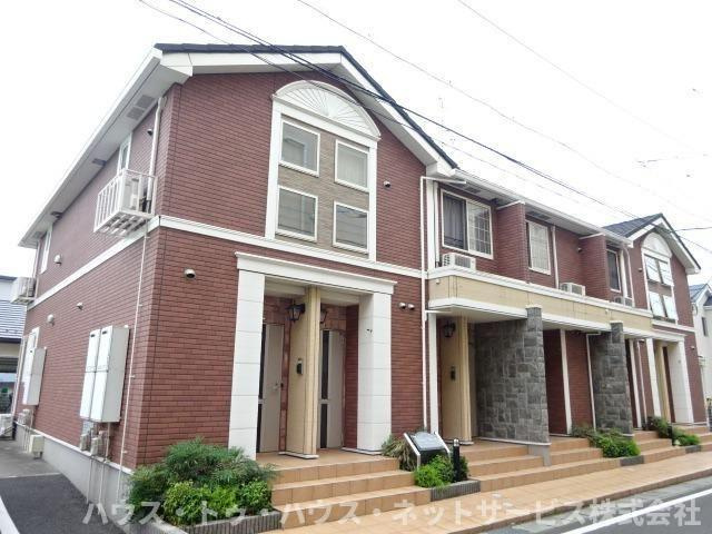 サン　ウッドの外観