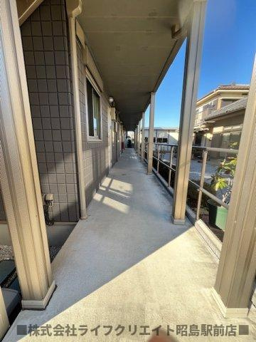 ALLUREのエントランス