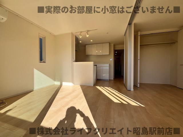 ALLUREの居間・リビング