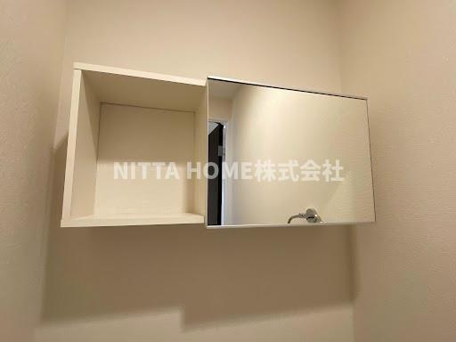 ヴィーヴル　(ｖｉｖｒｅ)の収納|トイレの上部収納です◇