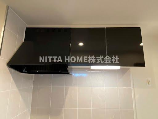 ヴィーヴル　(ｖｉｖｒｅ)のキッチン|キッチン上部の装備です◎