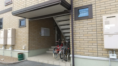 【エントランス】 | ウッドビレッジ五番館