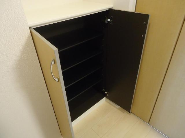 アレイ　ひまわりの収納|下駄箱