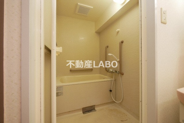 ルミノーゾスペランツァの浴室