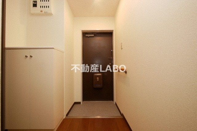 ルミノーゾスペランツァの玄関