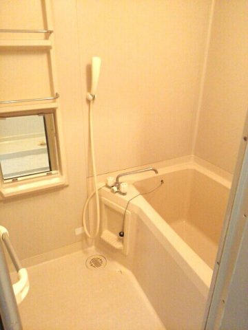 メゾンエトワールの浴室