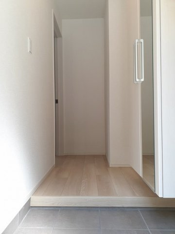 ブラン　ノワールの玄関