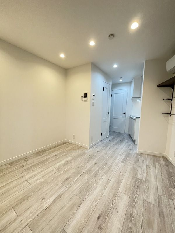 ルーエ南小岩の洋室