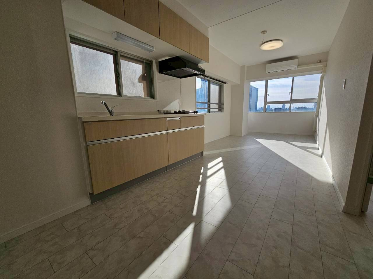 【居間・リビング】