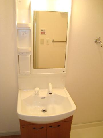 グリーンキャッスルⅤの洗面所|洗面