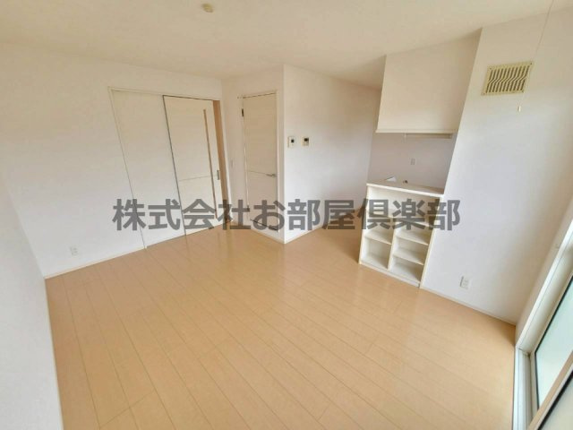 ヴィルヌーブ弐番館の居間・リビング|リビングです