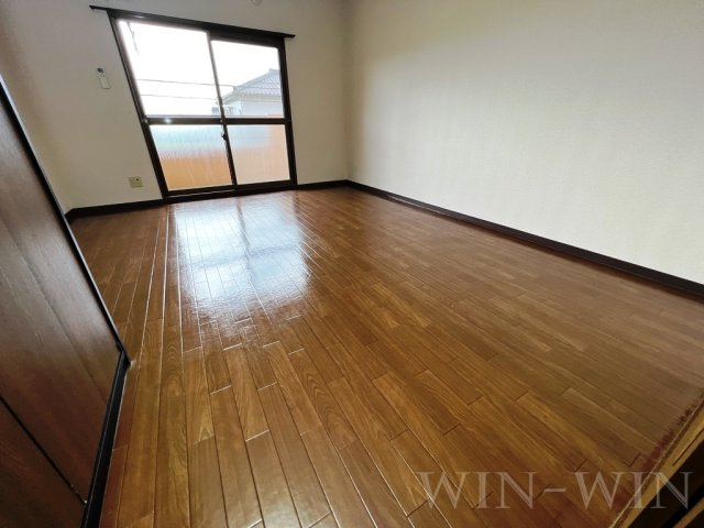 アーバンハイツボヌールの洋室