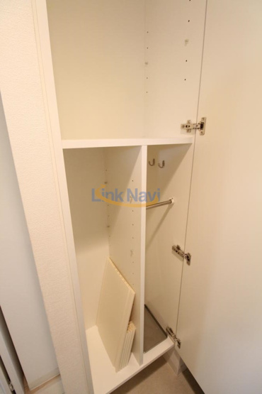 【玄関】 | エスリード江坂広芝町