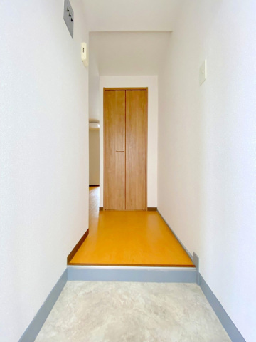 藤川ビルの玄関