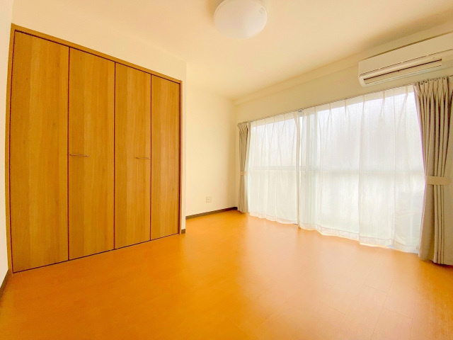 藤川ビルの居間・リビング