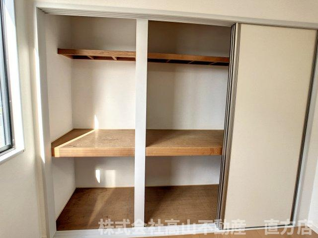 アーバンコーポ遠賀野D棟の収納