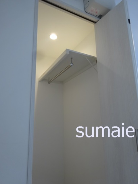 ＣＲＥＡＬ王子Ｎｏｒｔｈの収納|奥行のあるクローゼット☆